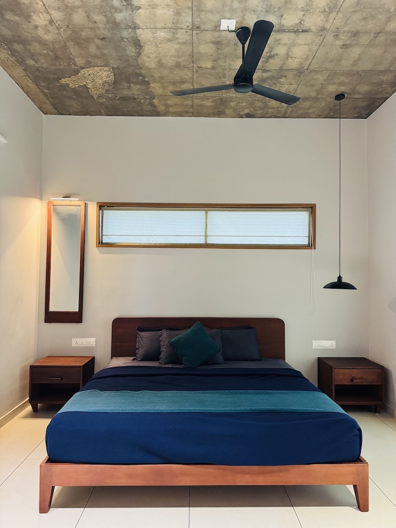 Airy bedroom